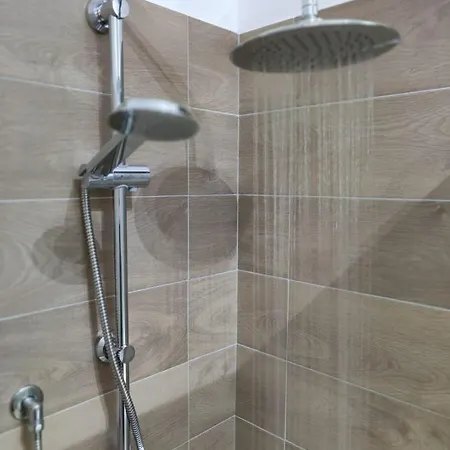 ベッド・アンド・ブレックファスト Civico 185 Acri